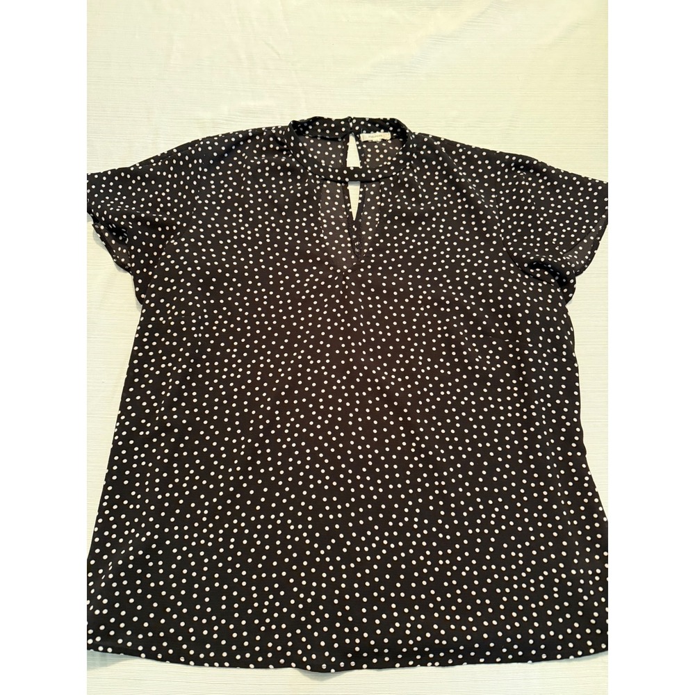 Maurices Womens Black White Polka Dot Mock Neck Keyhole Blouse Size 2 Plus